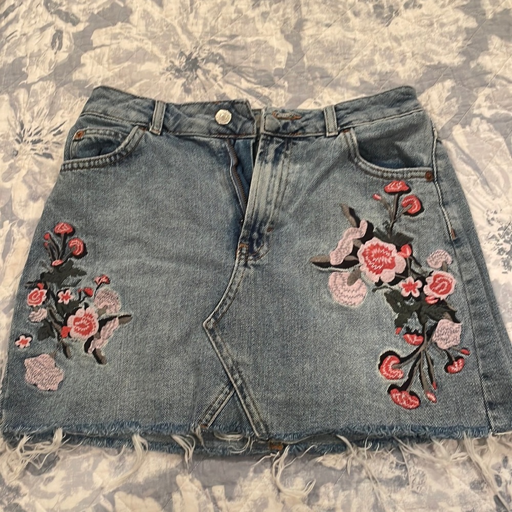 Top shop Denim Embroidered Skirt
